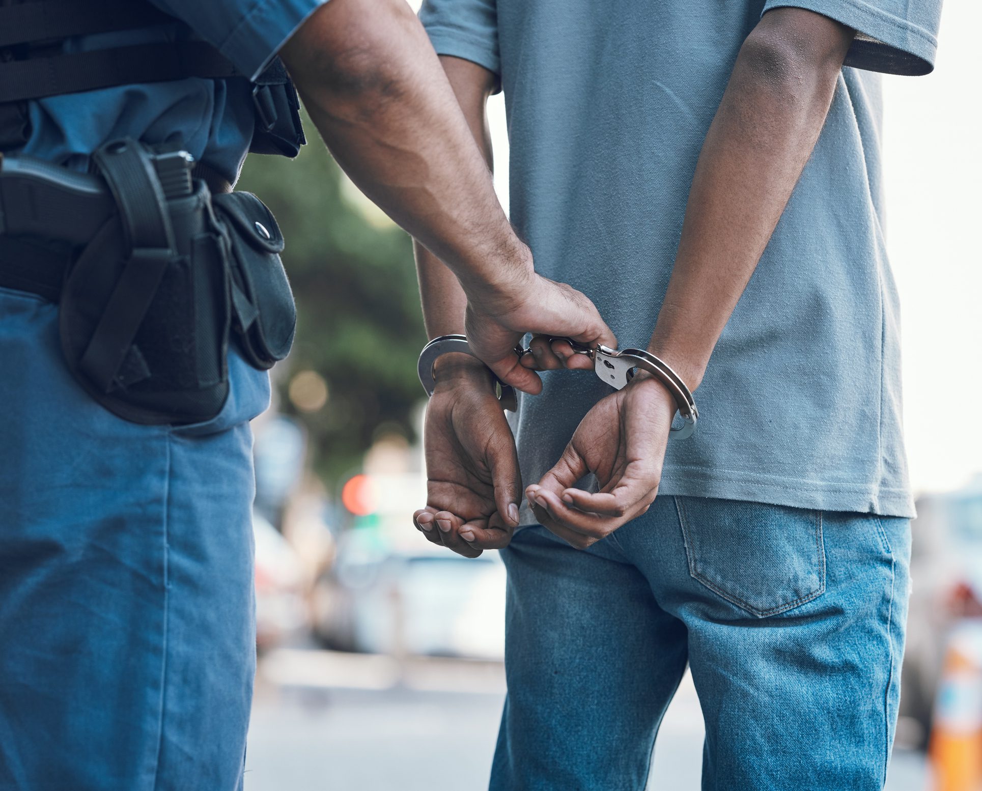 Arresto relacionado con una investigación criminal